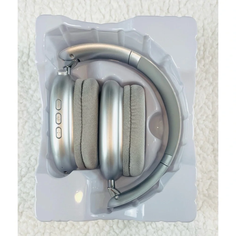 (NIB) Silver Wireless Over-The-Ear Headphones - Picture 7 of 9